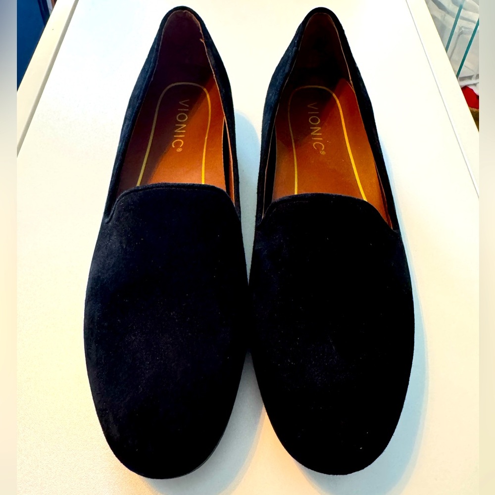 Viconic Velvet Willa